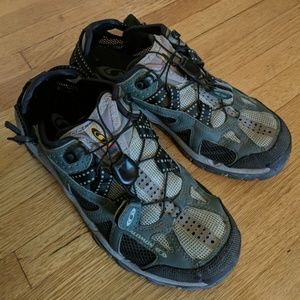 Salomon Hiking Shoes